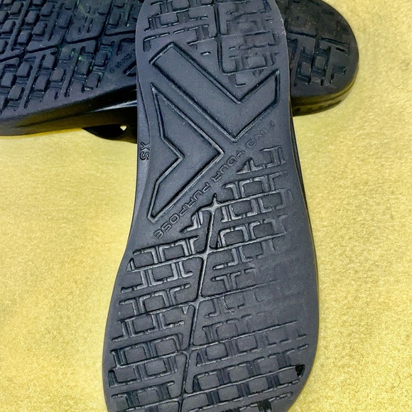 Telic Terox Energy Recovery Flip Flop Women’s Black Sandals - Women’s XS (US 5) - Picture 6 of 9